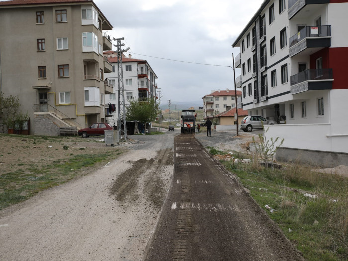 Akyurt'ta Asfalt Sezonu Açıldı Çalışmalar Başladı